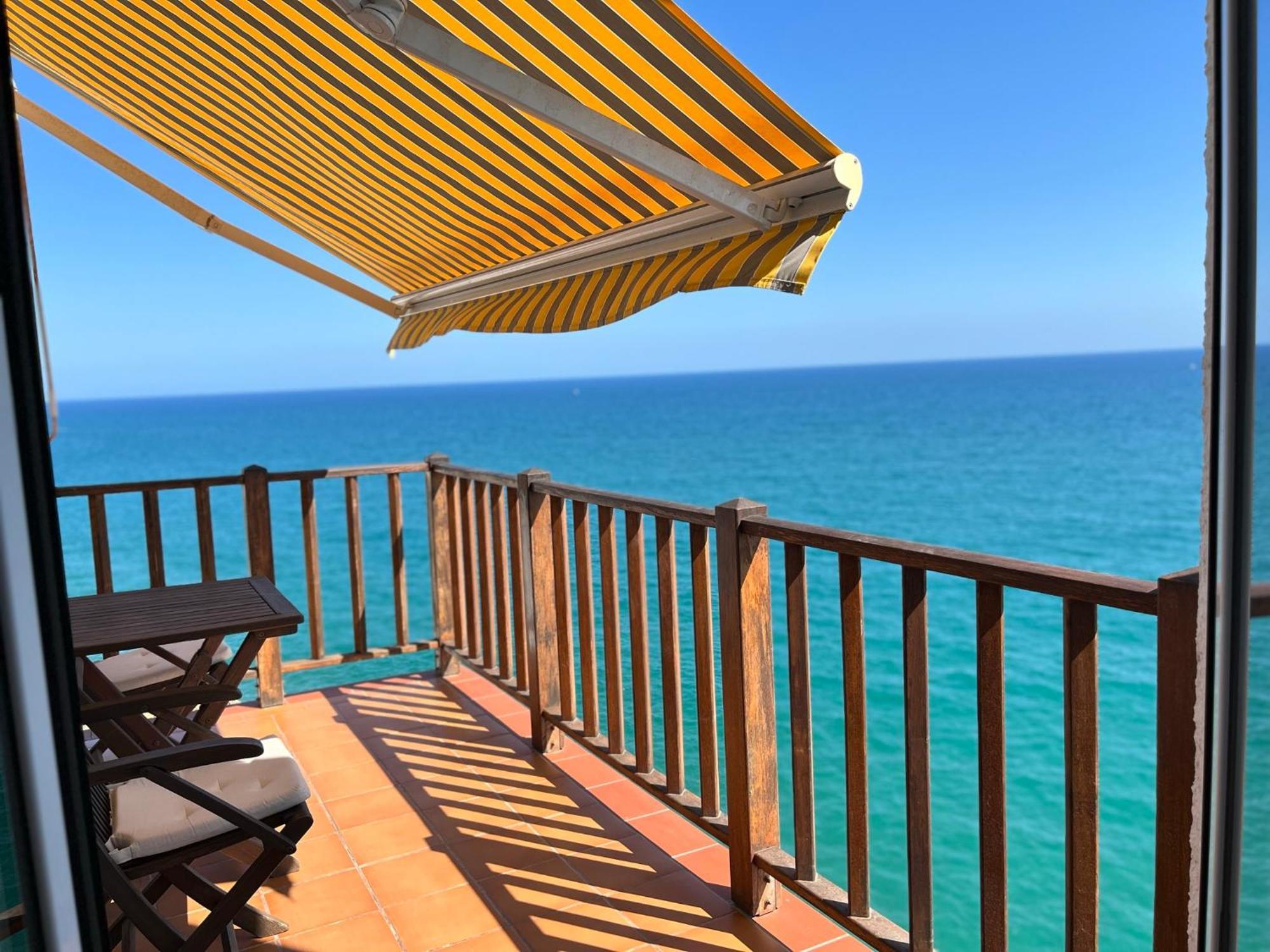 Apartamento En Acantilado Con Wifi Y Aire Acondicionado Sitges Buitenkant foto